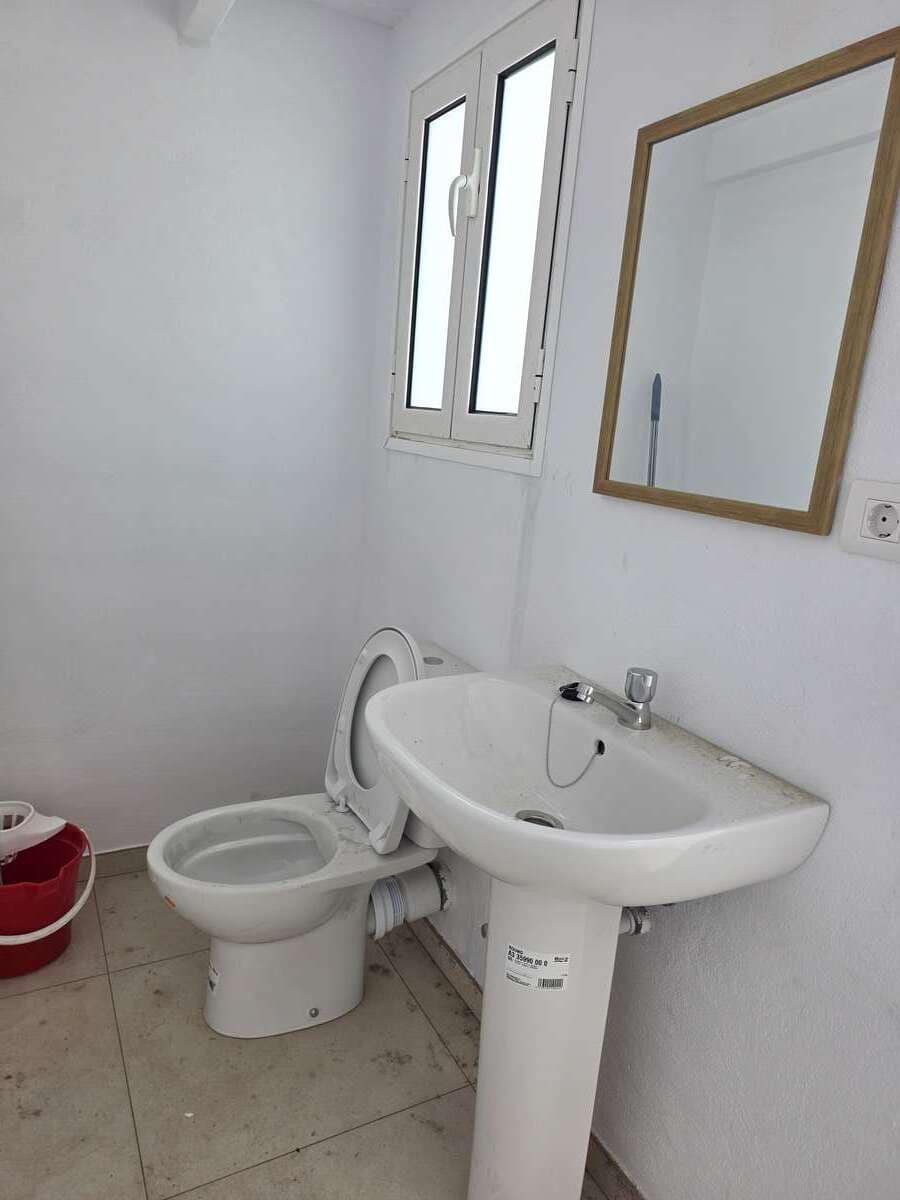 4 makuuhuone Huvila myytävänä paikassa Tahiche mukana uima-altaan 
autotalli - 730 000 € (Ref: 9665732)