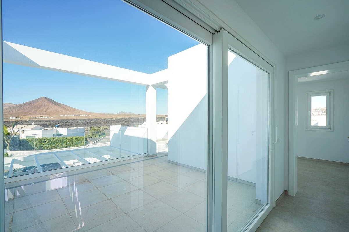 4 sovrum Villa till salu i Tahiche med pool garage - 730 000 € (Ref: 9665732)
