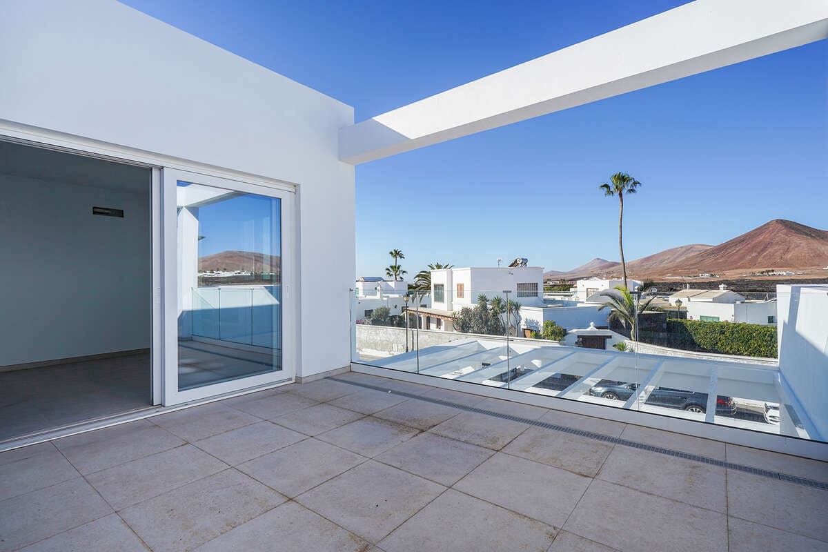 4 sovrum Villa till salu i Tahiche med pool garage - 730 000 € (Ref: 9665732)