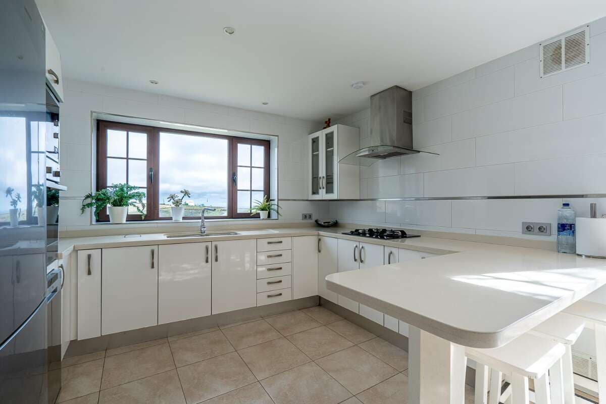 6 Zimmer Villa zu verkaufen in Tias mit Pool Garage - 1.300.000 € (Ref: 9719370)