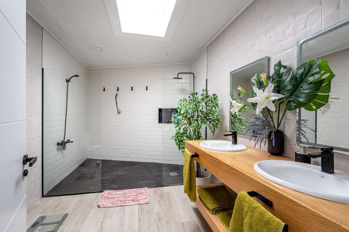 6 Zimmer Villa zu verkaufen in Tias mit Pool Garage - 1.300.000 € (Ref: 9719370)