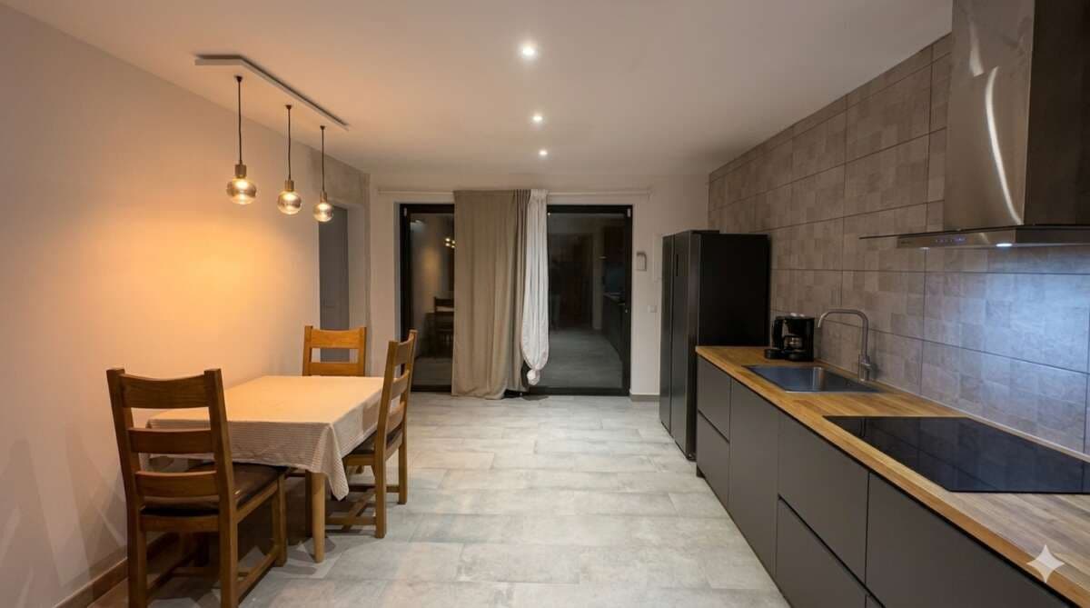 3 bedroom Villa for sale in Yaiza - € 1,400,000 (Ref: 9719373)