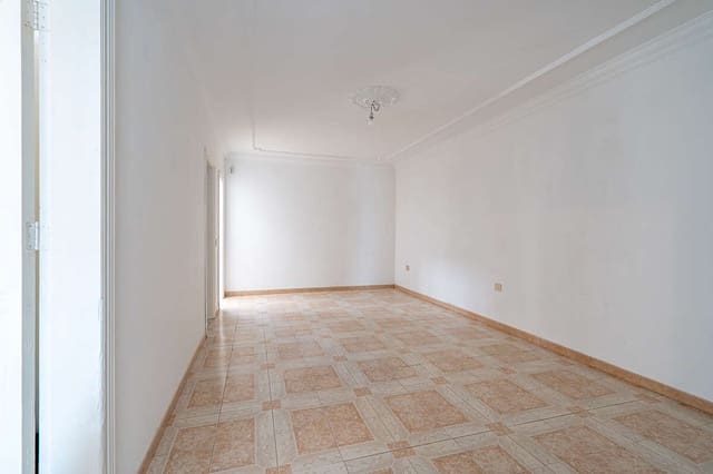 4 soveværelse Finca/Landehus til salg i Arrecife med garage - € 290.000 (Ref: 9747512)