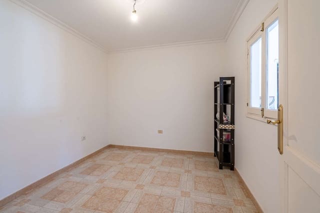 4 soveværelse Finca/Landehus til salg i Arrecife med garage - € 290.000 (Ref: 9747512)