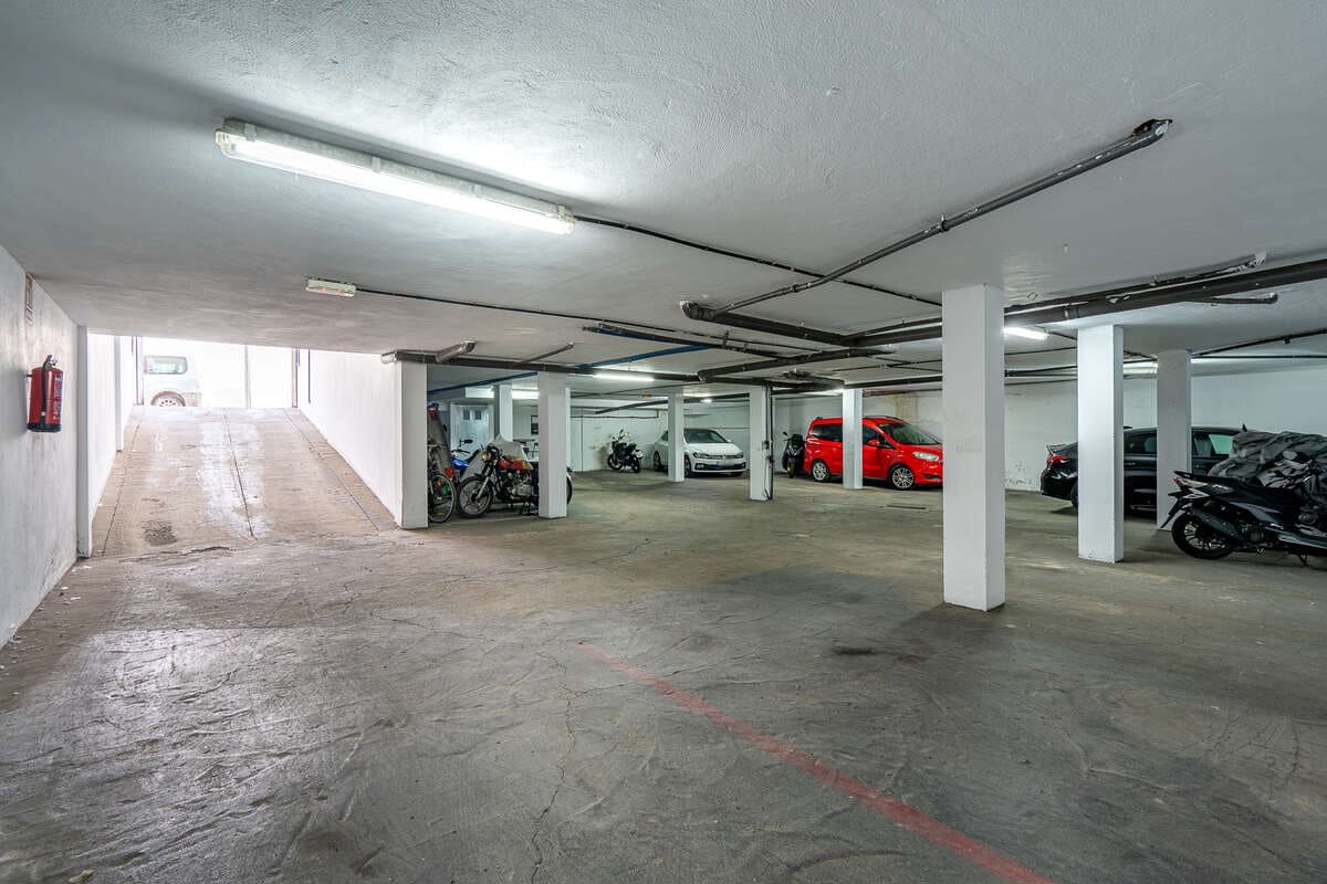 2 bedroom Flat for sale in Arrecife with garage - € 189,000 (Ref: 9770204)