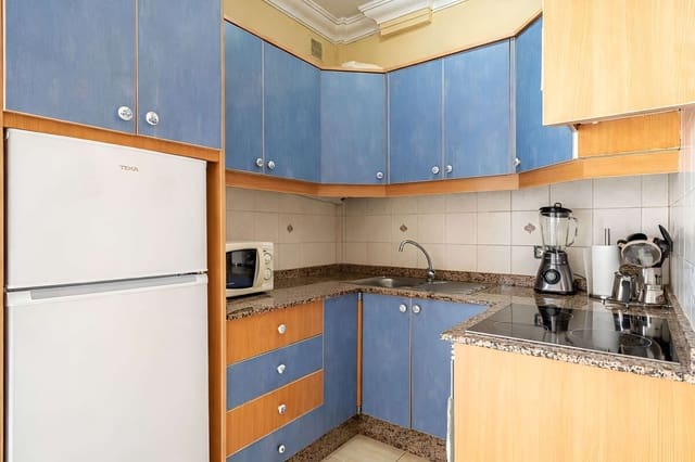 2 soverom Leilighet til salgs i Arrecife med garasje - € 189 000 (Ref: 9770204)