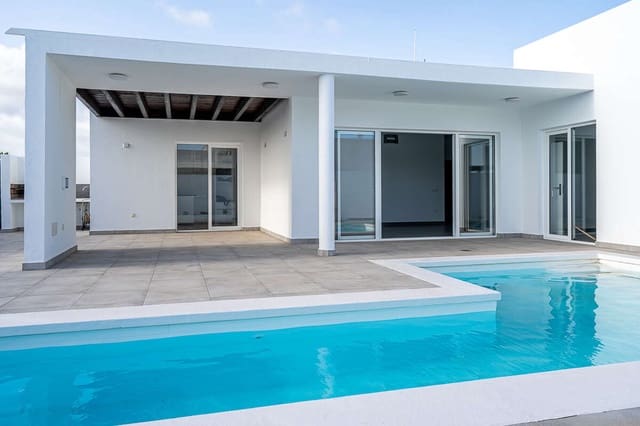5 soveværelse Villa til salg i Playa Blanca, Yaiza med swimmingpool garage - € 540.000 (Ref: 9793861)