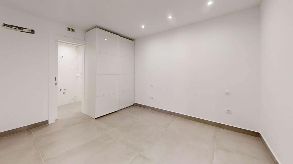 5 slaapkamer Villa te koop in Playa Blanca met zwembad garage - € 540.000 (Ref: 9793861)