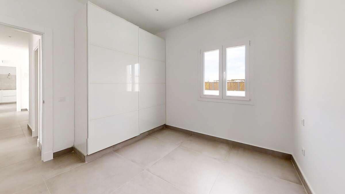 5 slaapkamer Villa te koop in Playa Blanca met zwembad garage - € 540.000 (Ref: 9793861)
