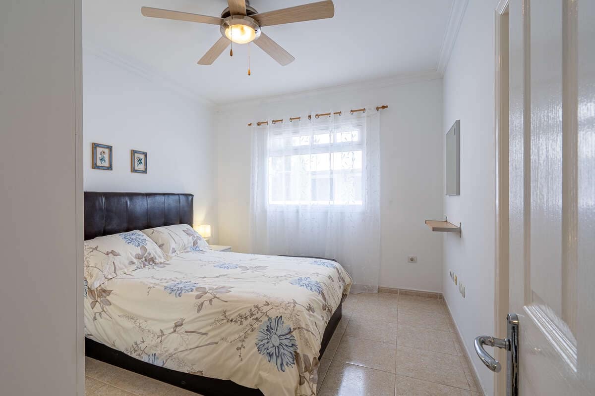 4 makuuhuone Huvila myytävänä paikassa Yaiza mukana uima-altaan 
autotalli - 550 000 € (Ref: 9793862)