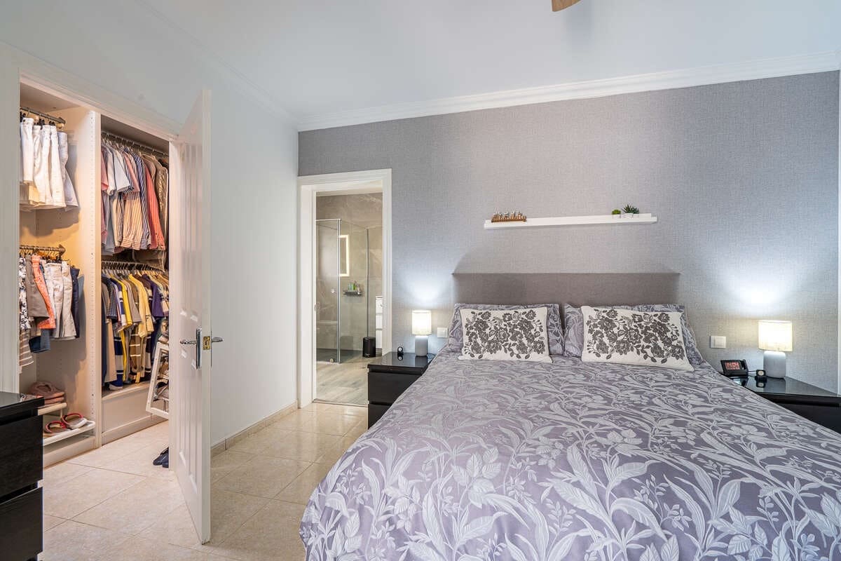 4 makuuhuone Huvila myytävänä paikassa Yaiza mukana uima-altaan 
autotalli - 550 000 € (Ref: 9793862)