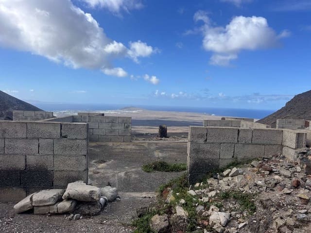 Villa til salgs i Femes, Yaiza - € 158 500 (Ref: 9798531)