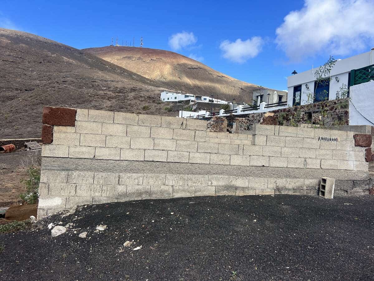 Villa for sale in Femes - € 158,500 (Ref: 9798531)