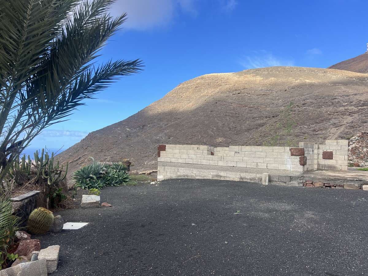 Villa for sale in Femes - € 158,500 (Ref: 9798531)