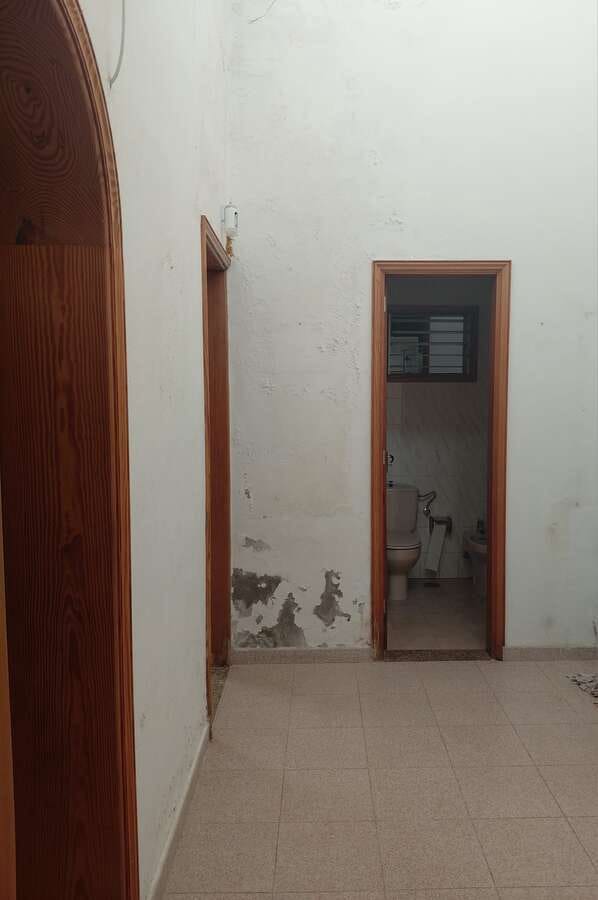 4 slaapkamer Finca/Landhuis te koop in Arrecife met garage - € 300.000 (Ref: 9798532)