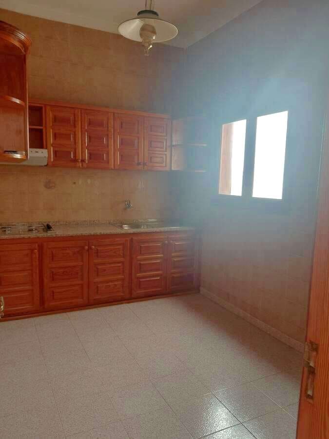 4 slaapkamer Finca/Landhuis te koop in Arrecife met garage - € 300.000 (Ref: 9798532)