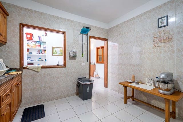 3 camera da letto Finca/Casa di Campagna in vendita in La Santa, Tinajo con garage - 320.000 € (Rif: 9798533)
