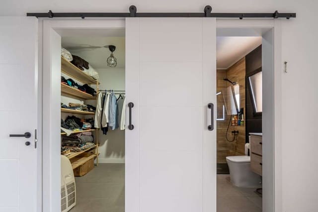 6 chambre Villa/Maison à vendre à Tías avec piscine garage - 1 100 000 € (Ref: 9798534)