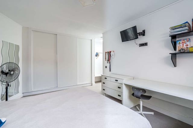 6 chambre Villa/Maison à vendre à Tías avec piscine garage - 1 000 000 € (Ref: 9798534)