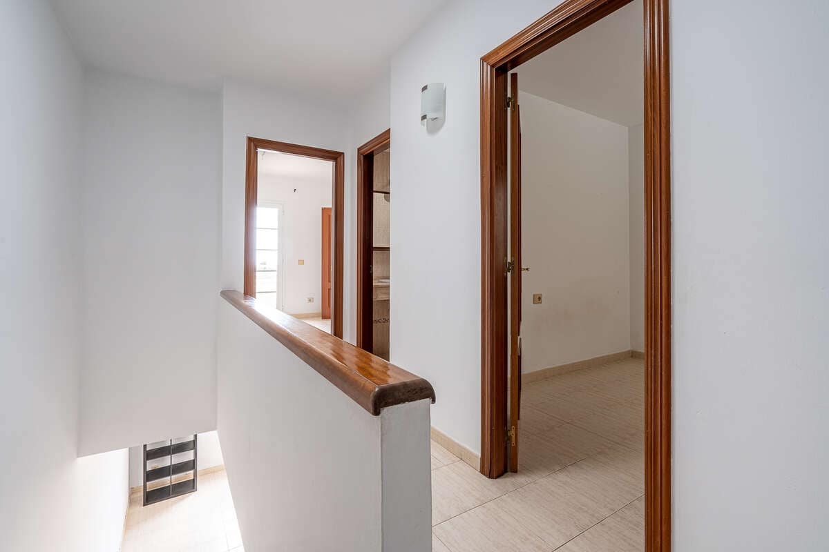 3 quarto Moradia Geminada para venda em Arrecife - 284 500 € (Ref: 9800975)