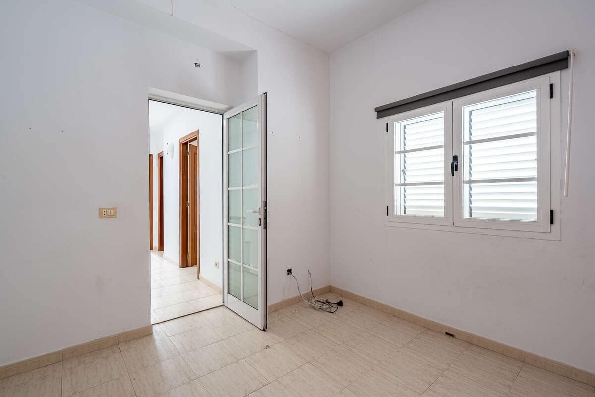 3 quarto Moradia Geminada para venda em Arrecife - 284 500 € (Ref: 9800975)