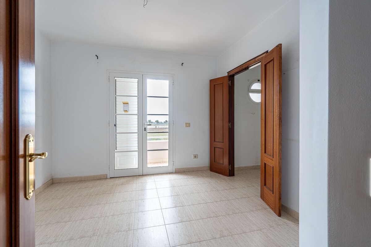 3 quarto Moradia Geminada para venda em Arrecife - 284 500 € (Ref: 9800975)