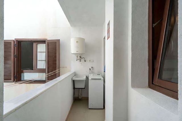 3 soverom Leilighet til salgs i Arrecife med garasje - € 285 000 (Ref: 9813623)