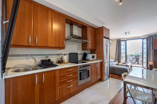 3 soverom Leilighet til salgs i Arrecife med garasje - € 285 000 (Ref: 9813623)
