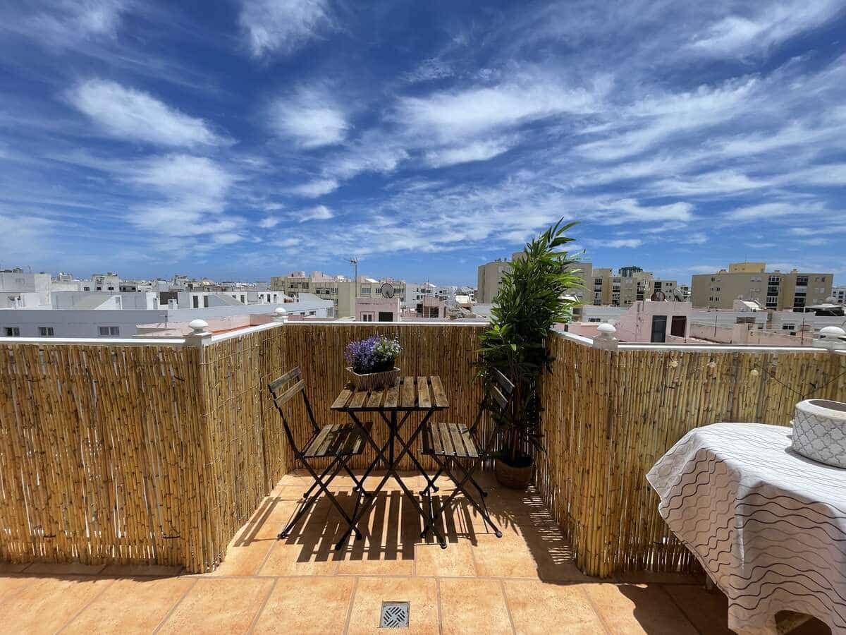 3 chambre Appartement à vendre à Arrecife avec garage - 285 000 € (Ref: 9813623)