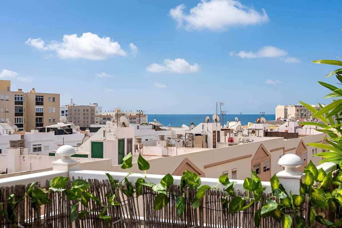 3 chambre Appartement à vendre à Arrecife avec garage - 285 000 € (Ref: 9813623)
