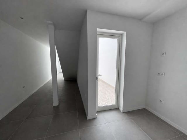 3 sypialnia Dom blizniak na sprzedaż w Arrecife - 250 000 € (Ref: 9815392)