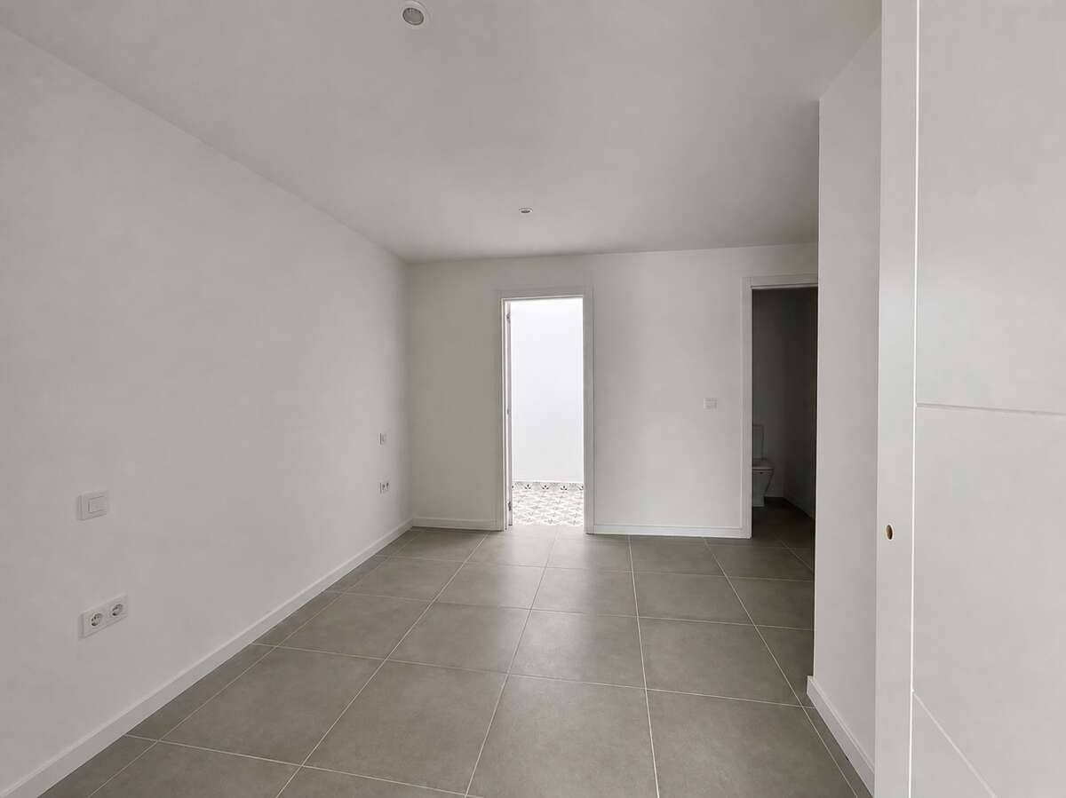 3 bedroom Semi-detached Villa for sale in Arrecife - € 250,000 (Ref: 9815392)