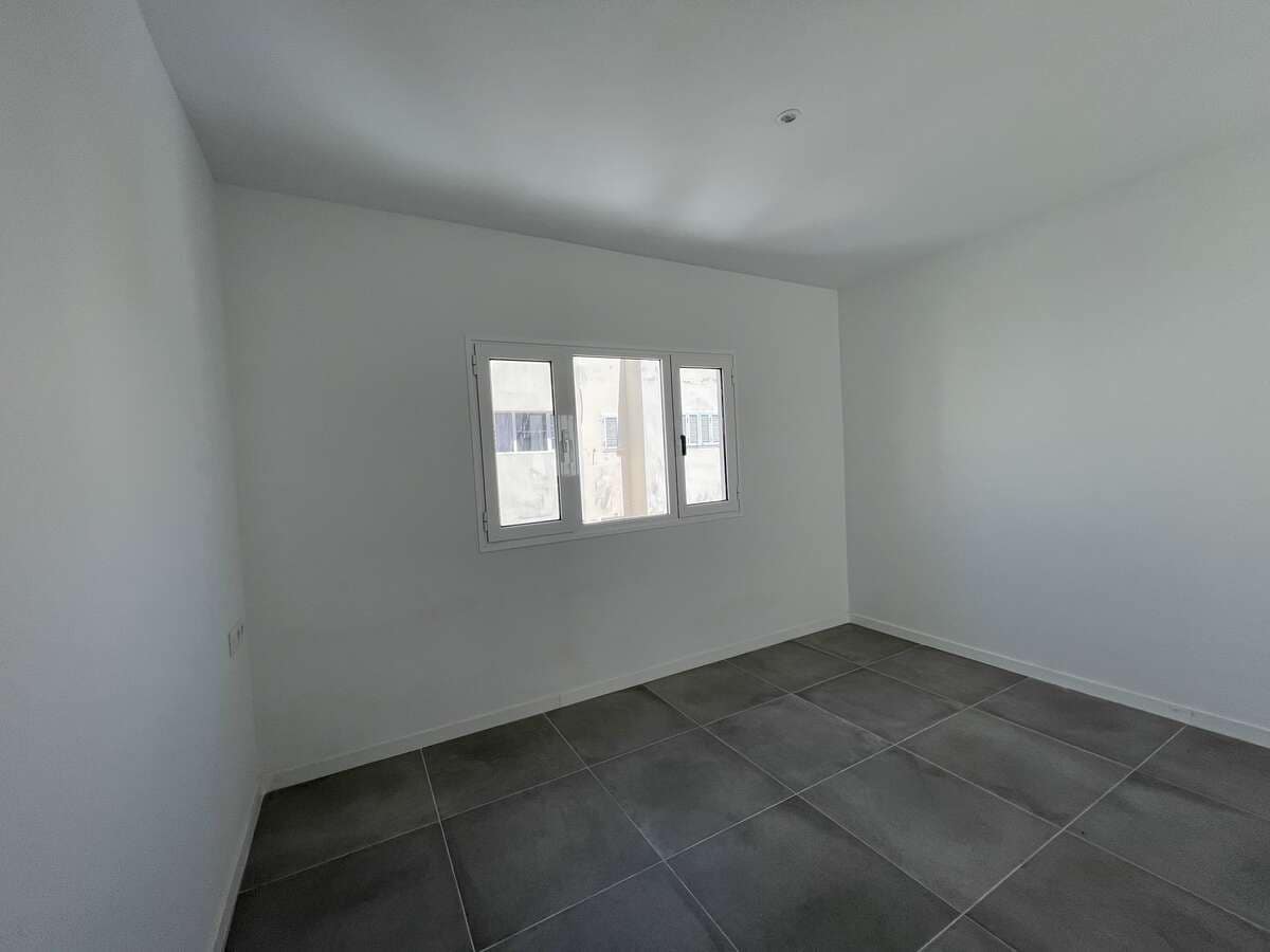 3 bedroom Semi-detached Villa for sale in Arrecife - € 250,000 (Ref: 9815392)