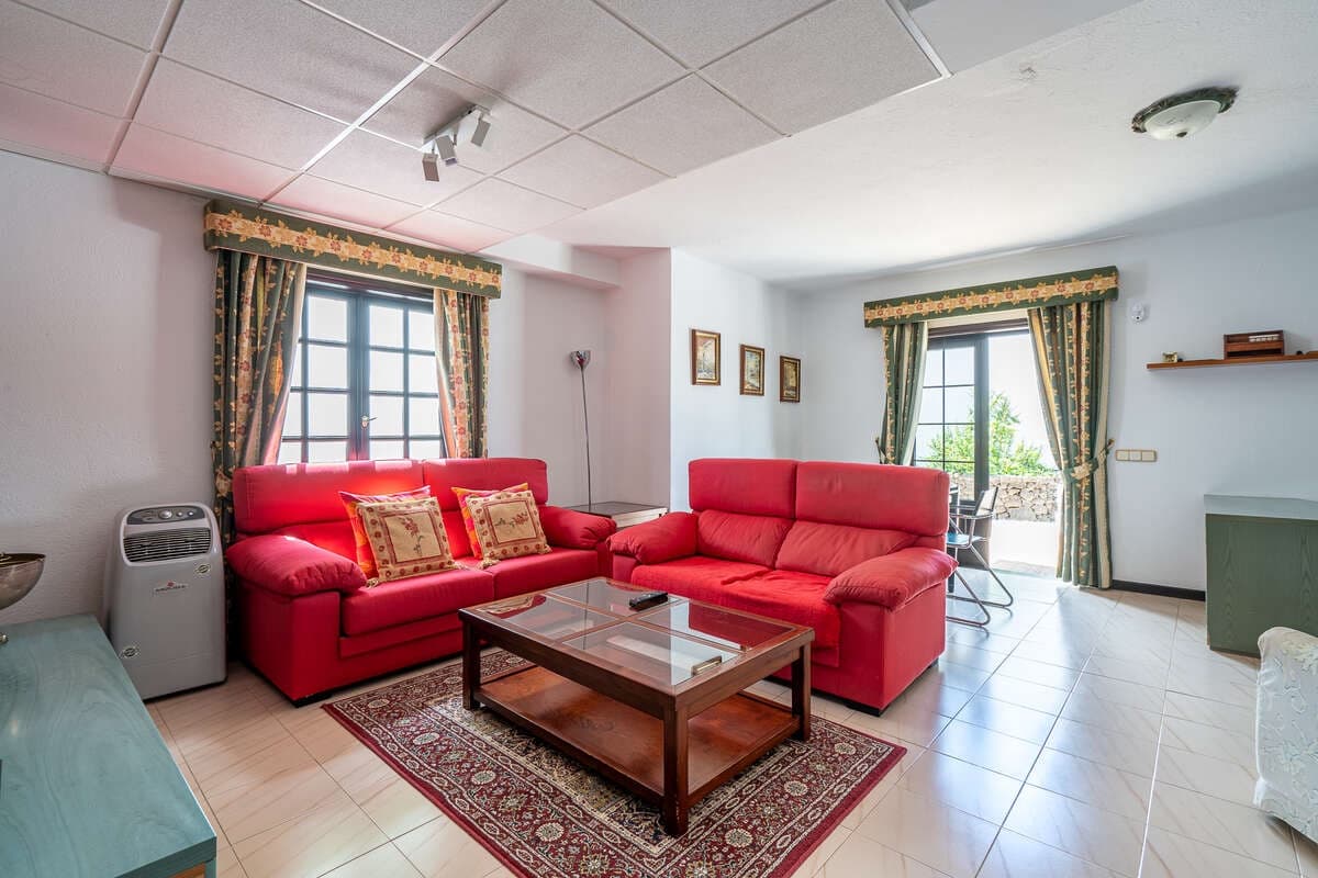 5 soveværelse Villa til salg i Playa del Cable med swimmingpool garage - € 730.000 (Ref: 9842020)