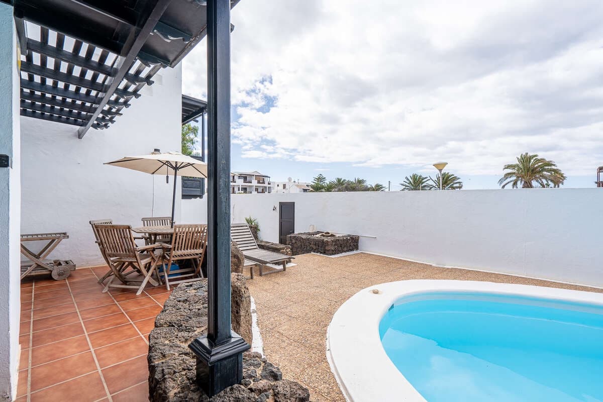 5 soveværelse Villa til salg i Playa del Cable med swimmingpool garage - € 730.000 (Ref: 9842020)