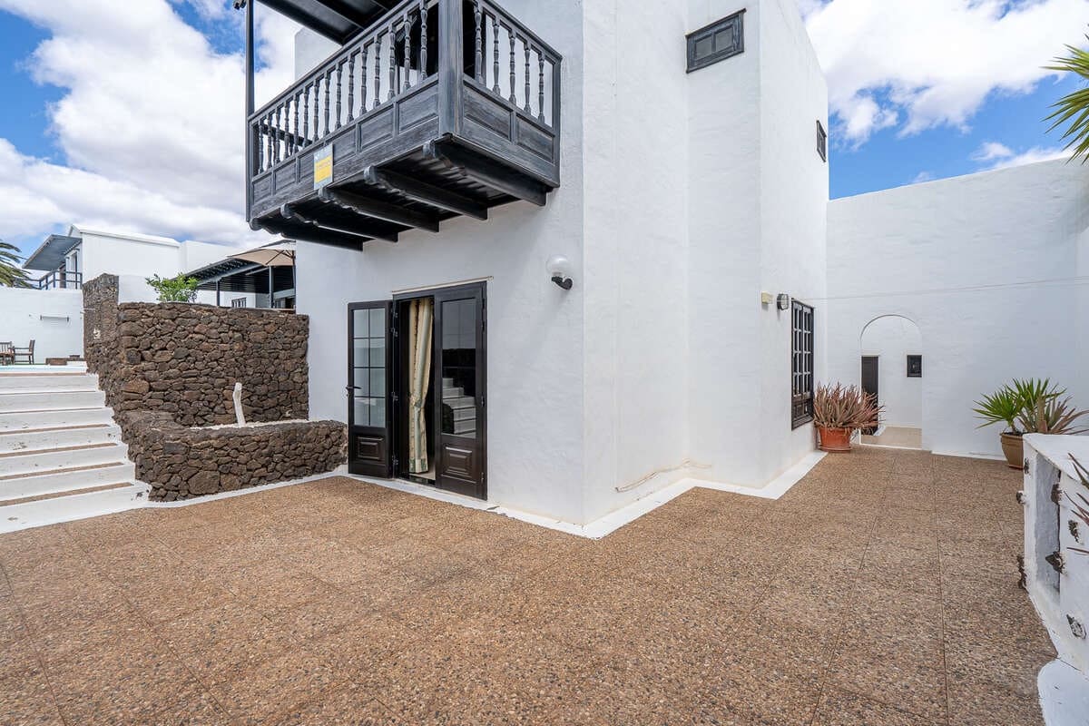5 soveværelse Villa til salg i Playa del Cable med swimmingpool garage - € 730.000 (Ref: 9842020)