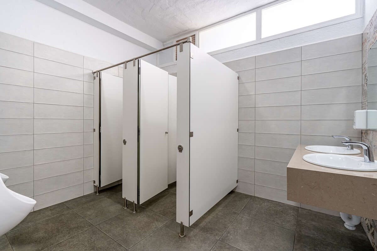 Commercial for sale in Haria with garage - € 920,000 (Ref: 9854761)