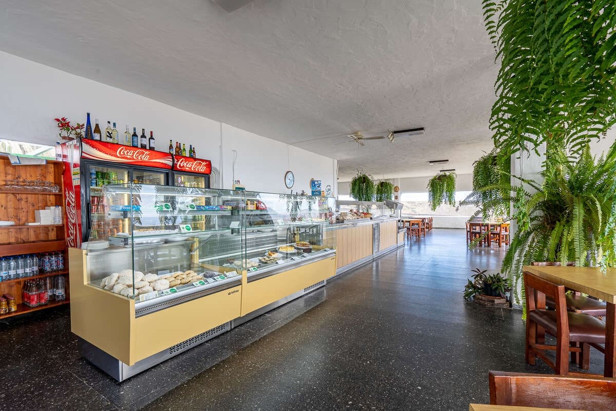 Commercial for sale in Haria with garage - € 920,000 (Ref: 9854761)