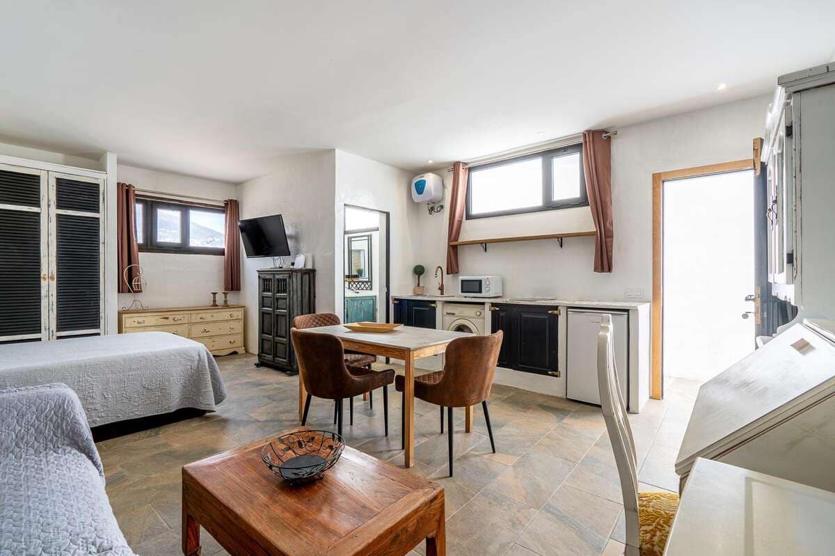 Studio for rent in Macher with garage - € 1,100 (Ref: 9854763)