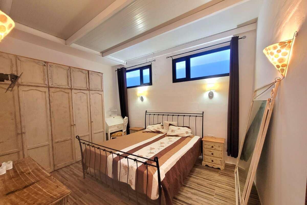 1 bedroom Apartment for rent in Macher - € 1,250 (Ref: 9856309)