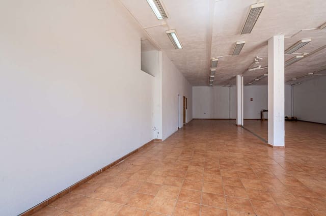 Kommersiell til salgs i Tías - € 169 000 (Ref: 9889642)