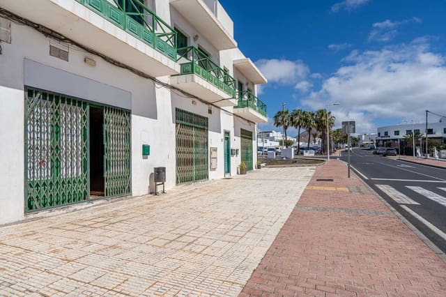 Kommersiell til salgs i Tías - € 169 000 (Ref: 9889642)