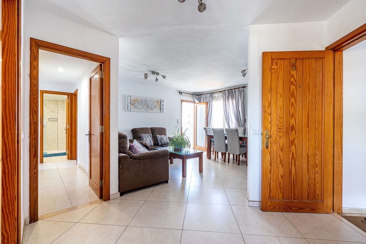 4 slaapkamer Flat te koop in Arrecife - € 249.000 (Ref: 9895670)
