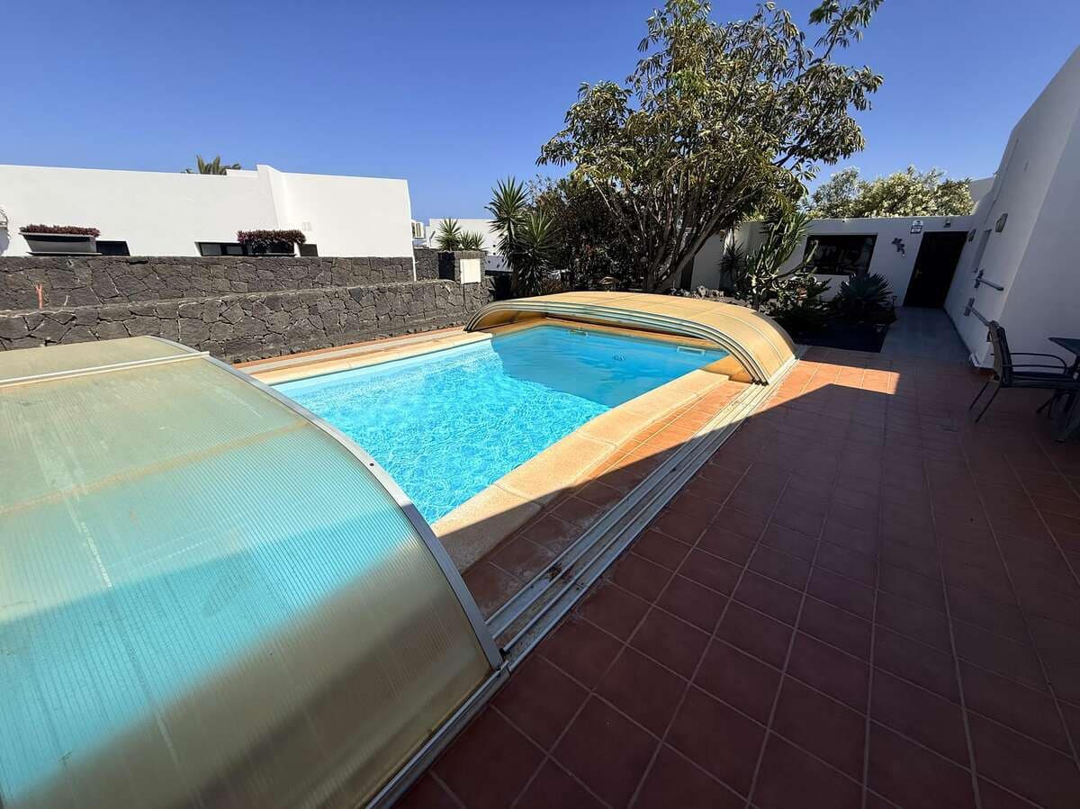 3 quarto Moradia para venda em Playa Blanca com piscina garagem - 545 000 € (Ref: 9900024)