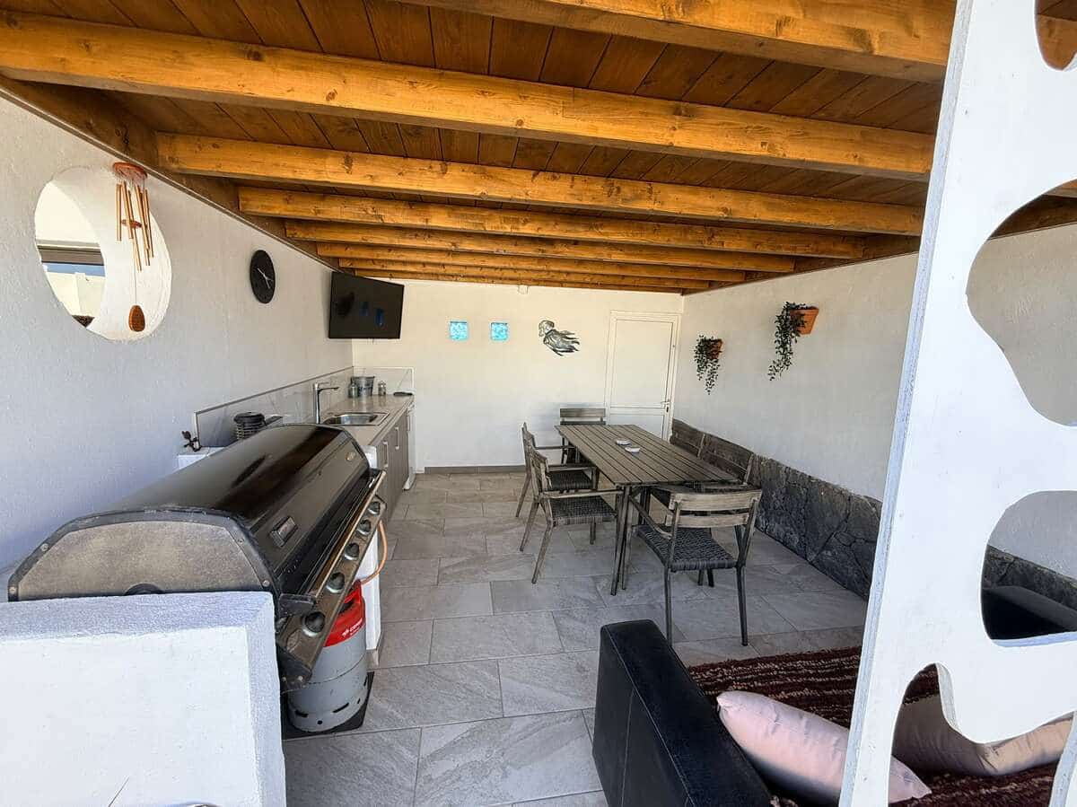 3 quarto Moradia para venda em Playa Blanca com piscina garagem - 545 000 € (Ref: 9900024)