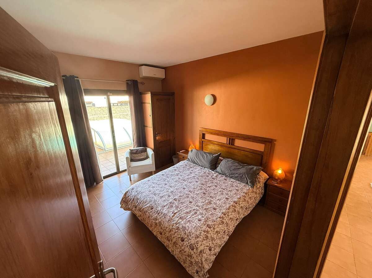 3 quarto Moradia para venda em Playa Blanca com piscina garagem - 545 000 € (Ref: 9900024)