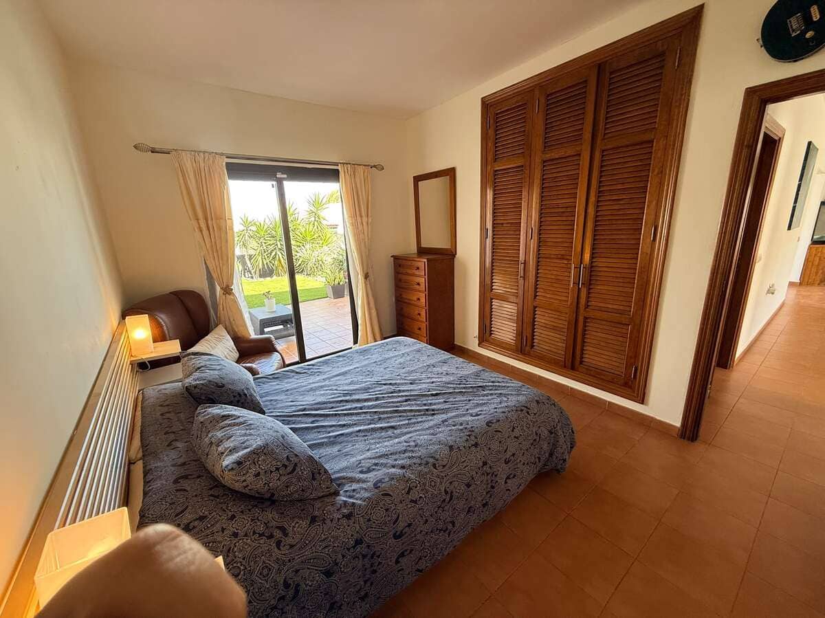 3 quarto Moradia para venda em Playa Blanca com piscina garagem - 545 000 € (Ref: 9900024)
