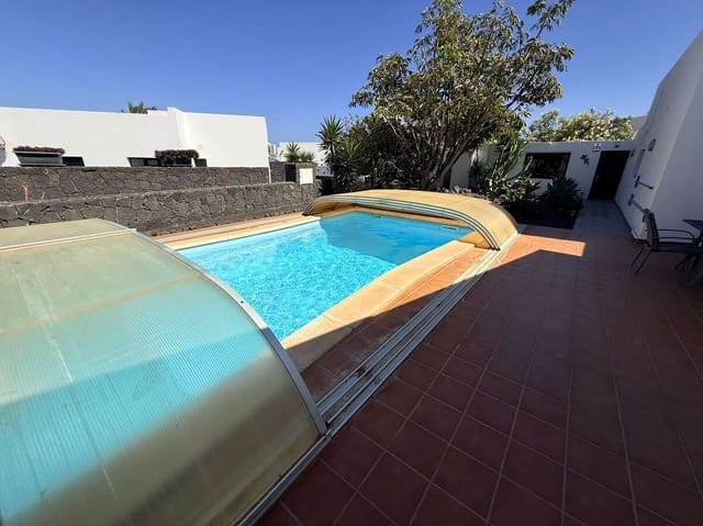 3 quarto Moradia para venda em Playa Blanca, Yaiza com piscina garagem - 545 000 € (Ref: 9900024)