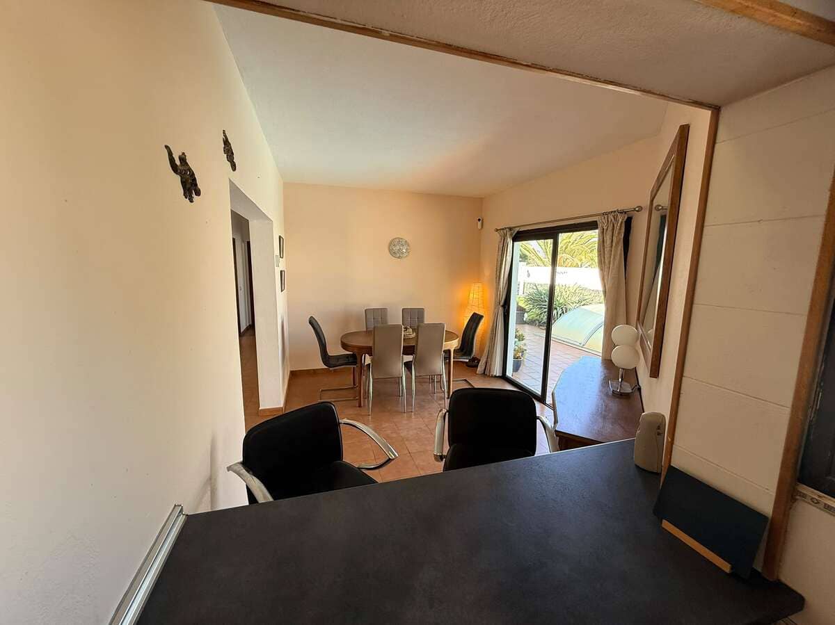 3 quarto Moradia para venda em Playa Blanca com piscina garagem - 545 000 € (Ref: 9900024)