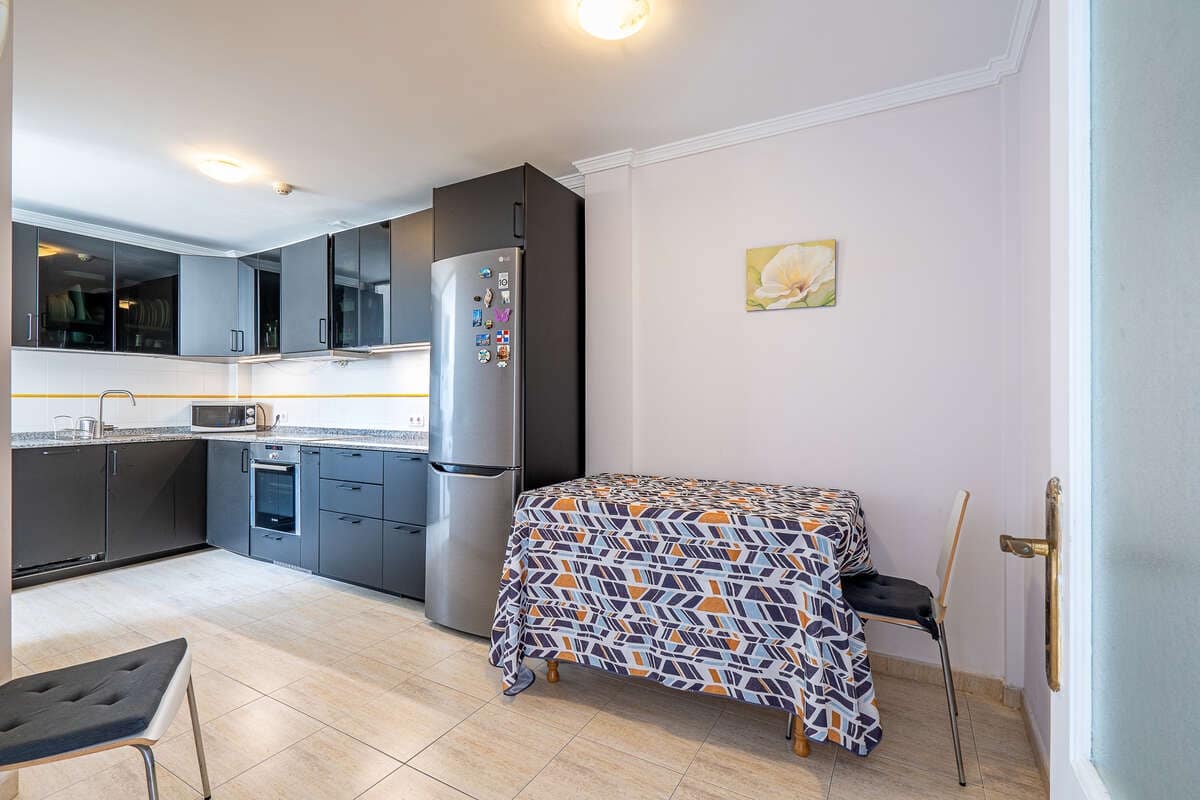 3 chambre Appartement à vendre à Arrecife - 230 000 € (Ref: 9902695)